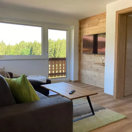 Deluxe Blasbichlerhof Apartment