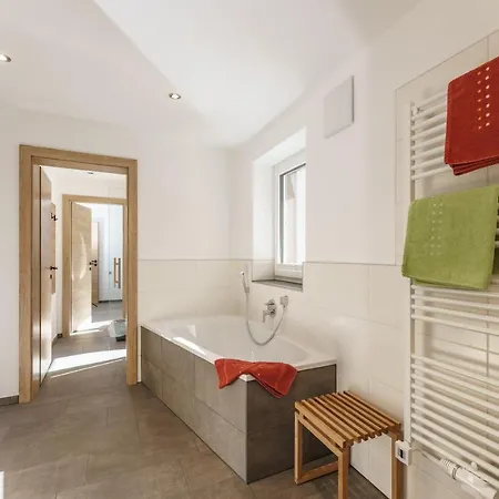 Deluxe Blasbichlerhof Apartment *